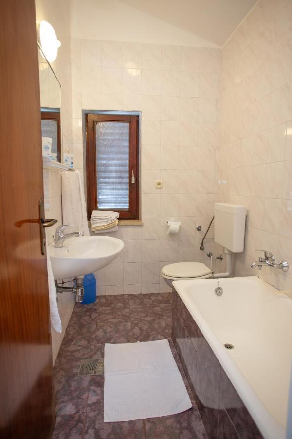 דירות נובליה House Emilija מראה חיצוני תמונה